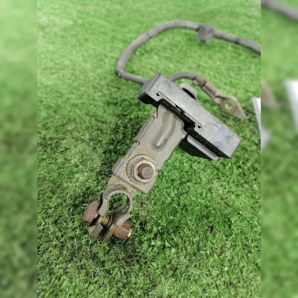 Клемма на Toyota Ractis NCP100 1NZFE, арт. 79780