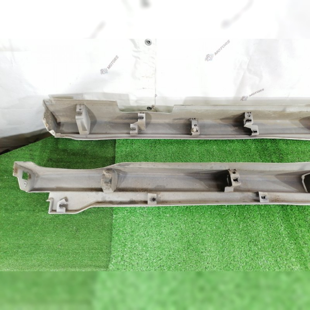 Накладка на порог наружная на Honda Stepwgn RG1 K20A, арт. 82182