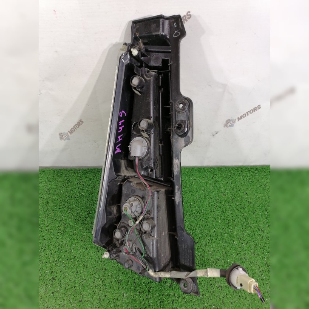 стоп-сигнал на Suzuki Wagon R MH44S R06A, арт. 82391