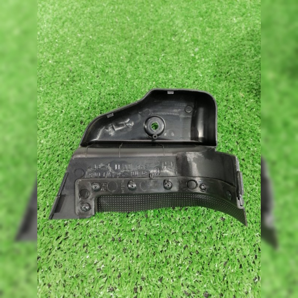 пластик салона на Nissan Elgrand E51 VQ35DE, арт. 82736