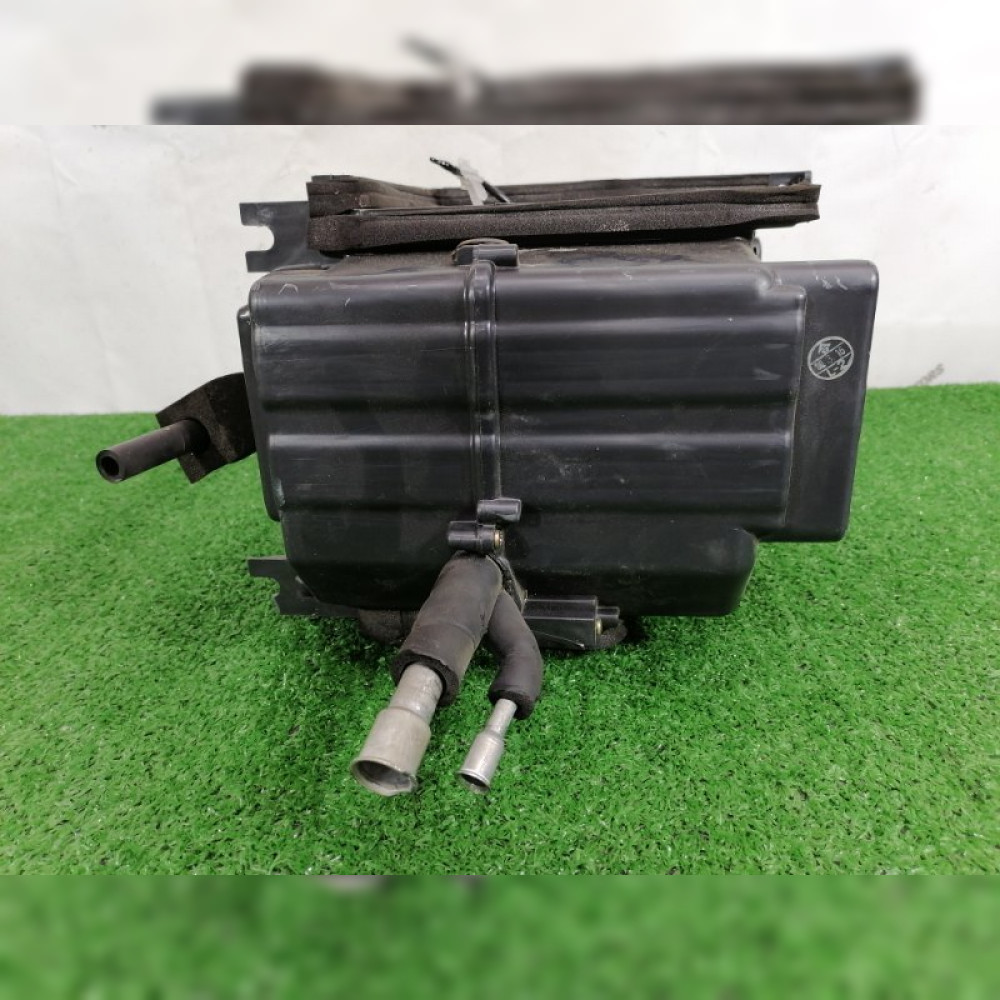Испаритель кондиционера на Toyota Hilux Surf RZN185 3RZFE, арт. 82912