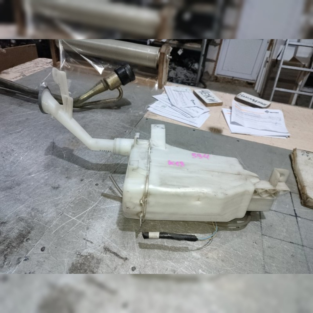 бачок омывателя на Nissan March K13 HR12DE, арт. 81069