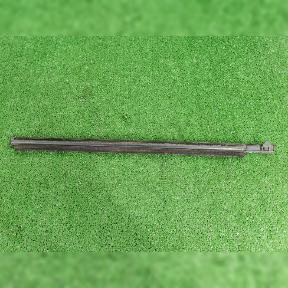 молдинг стекла на Toyota Hilux Surf RZN185 3RZFE, арт. 83788