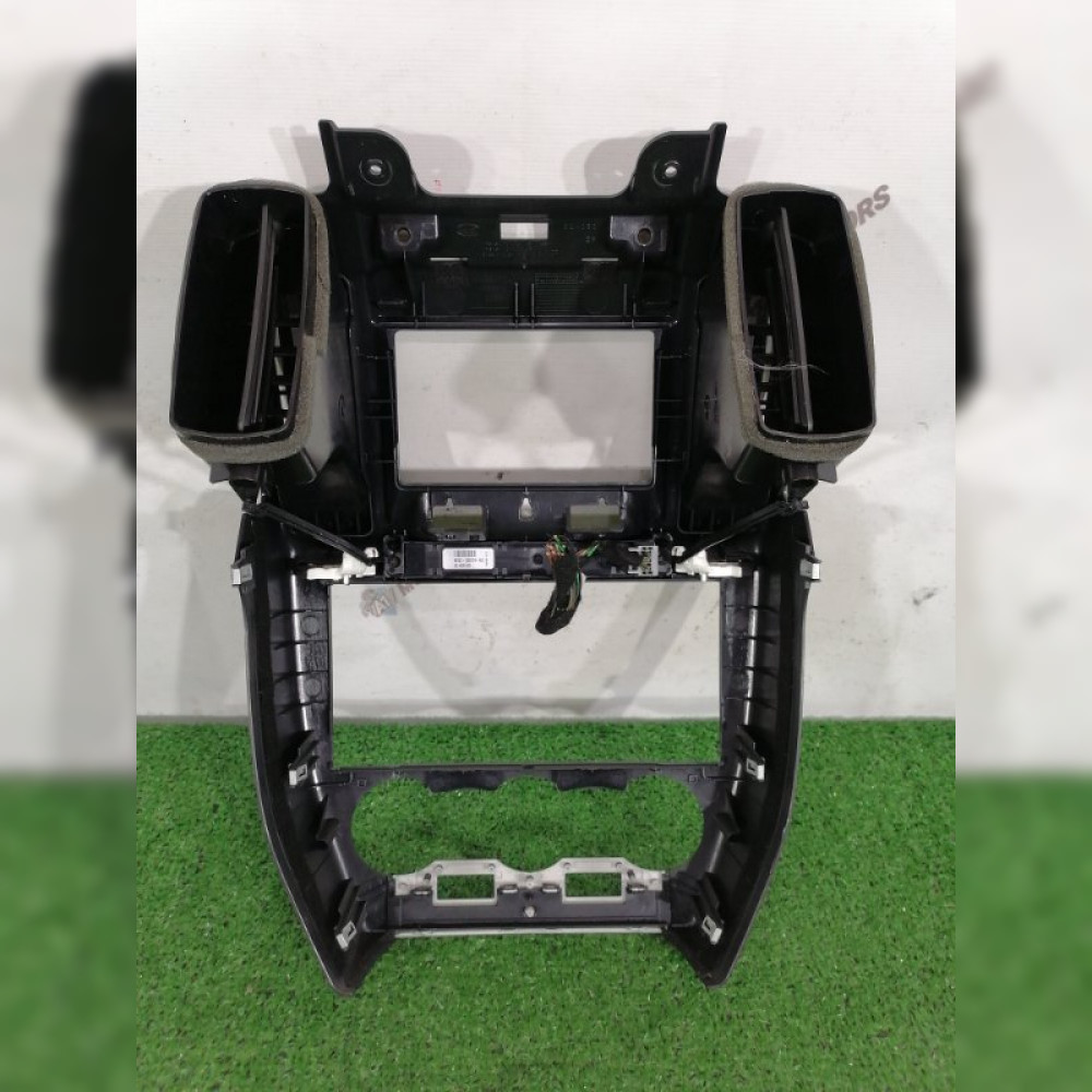 консоль магнитофона на Land Rover Freelander L359 B6324S, арт. 84404