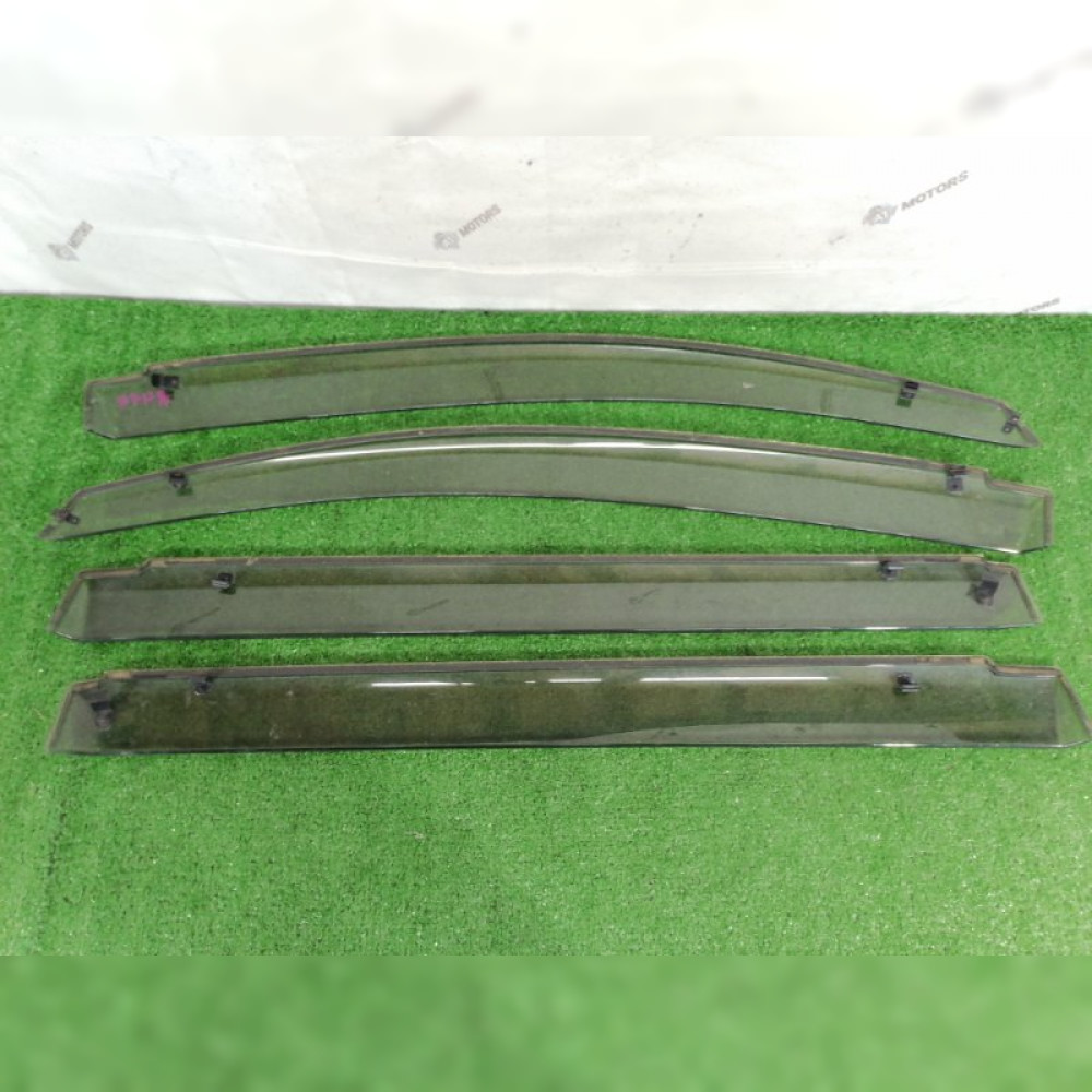 Ветровик на дверь на Honda Stepwgn RG1 K20A, арт. 85871