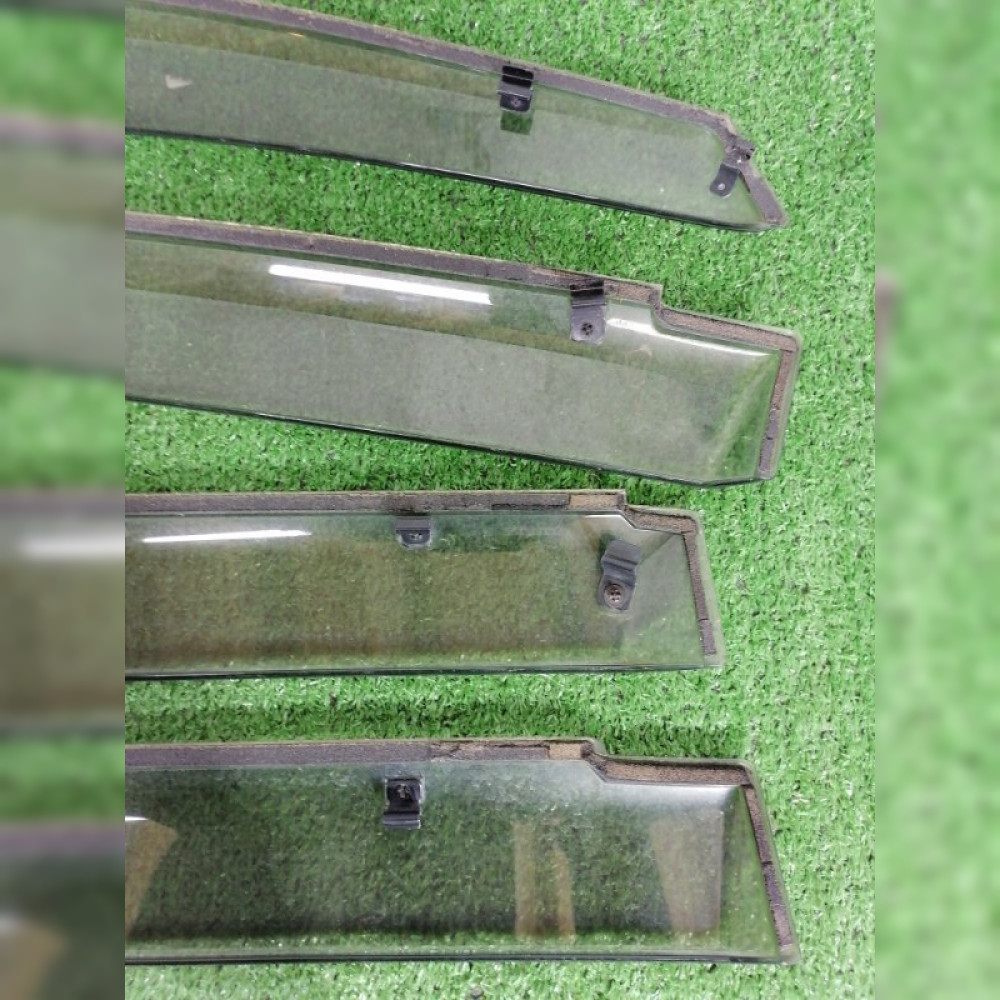 Ветровик на дверь на Honda Stepwgn RG1 K20A, арт. 85871