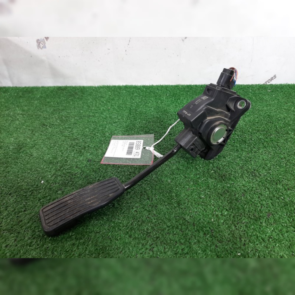 педаль газа на Honda Freed Spike GB3 L15A, арт. 85889