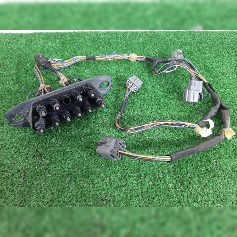 Контактная группа сдвижной двери на Honda Lagreat RL1 J35A, арт. 87682