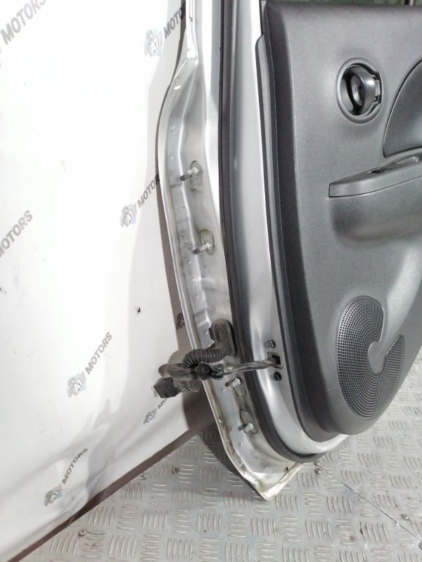 дверь на Nissan March K13 HR12DE, арт. 88179