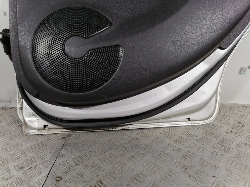 дверь на Nissan March K13 HR12DE, арт. 88179