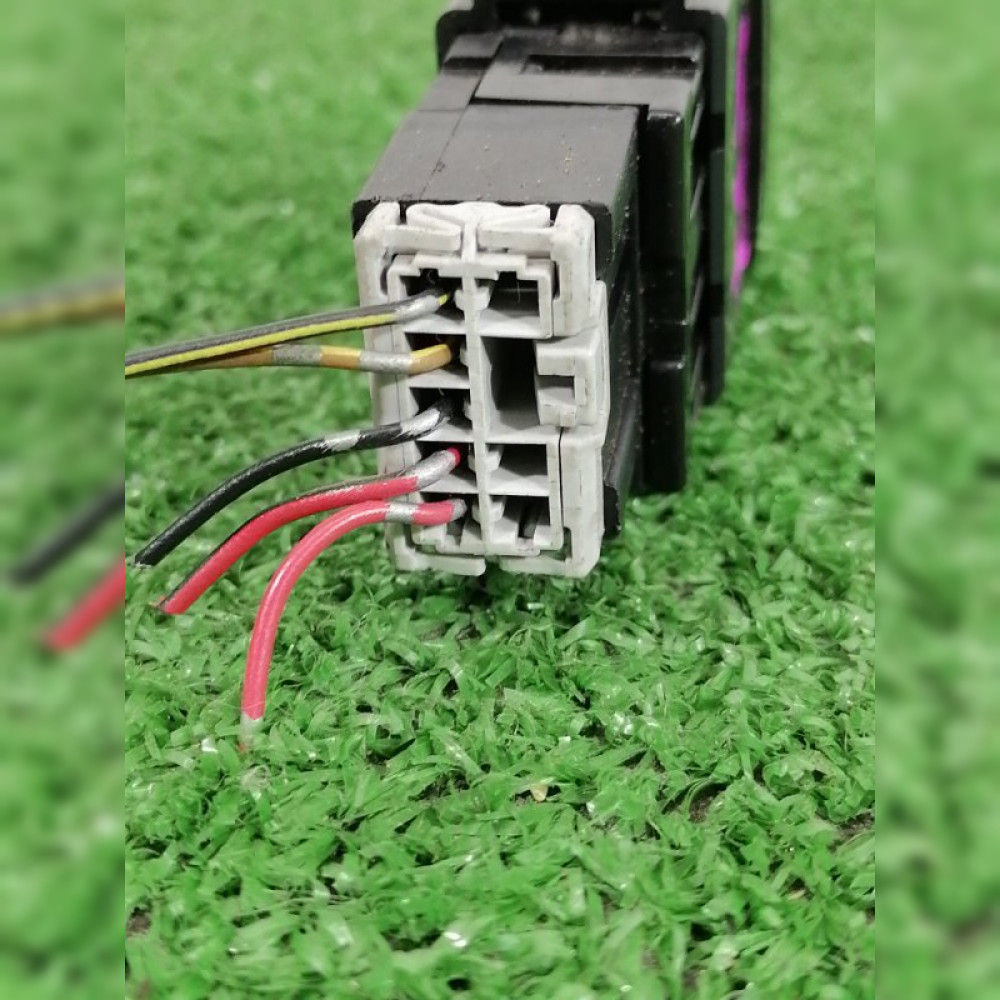 Кнопка обогрева заднего стекла на Honda Lagreat RL1 J35A, арт. 88105