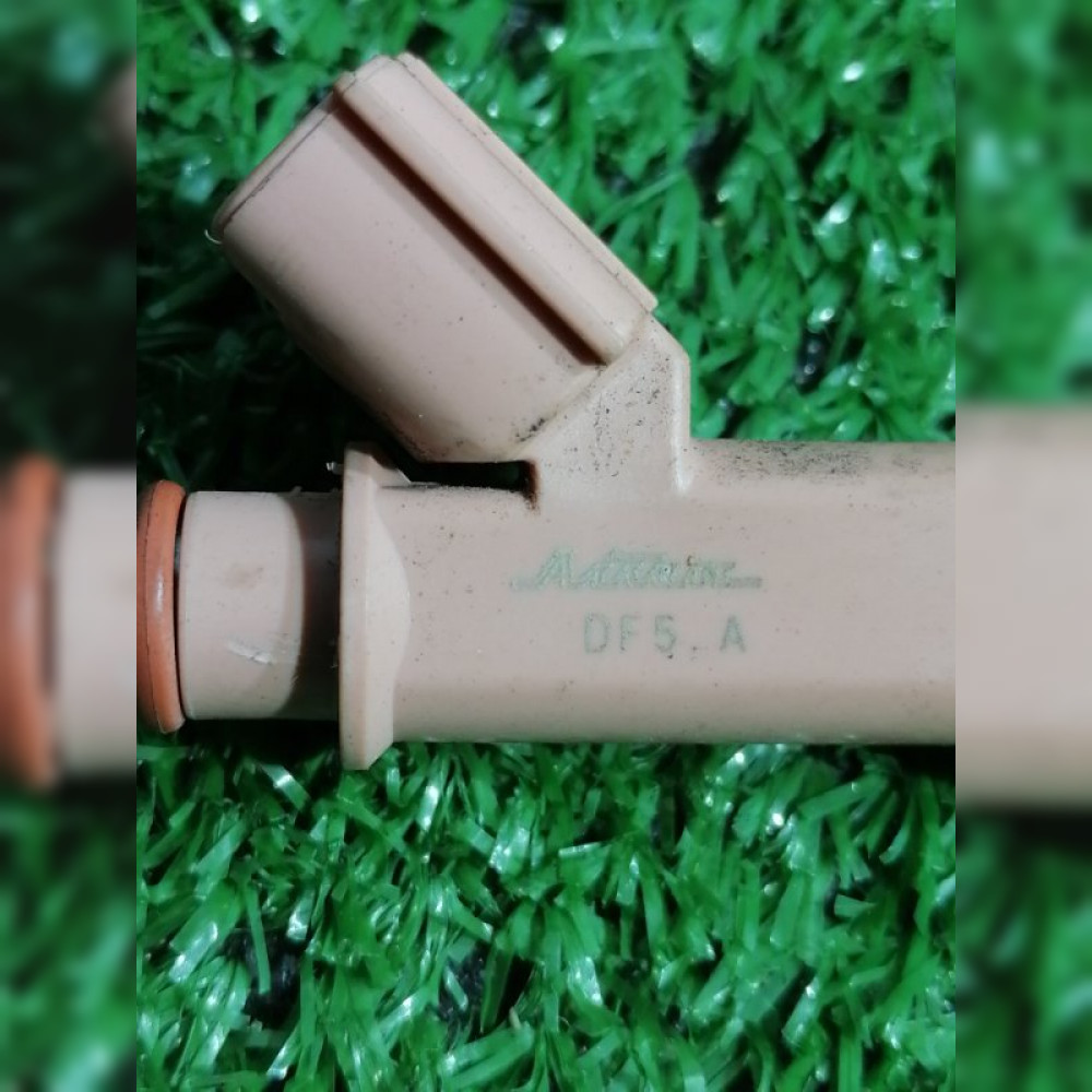 форсунка на Toyota Aqua NHP10 1NZFXE, арт. 88702