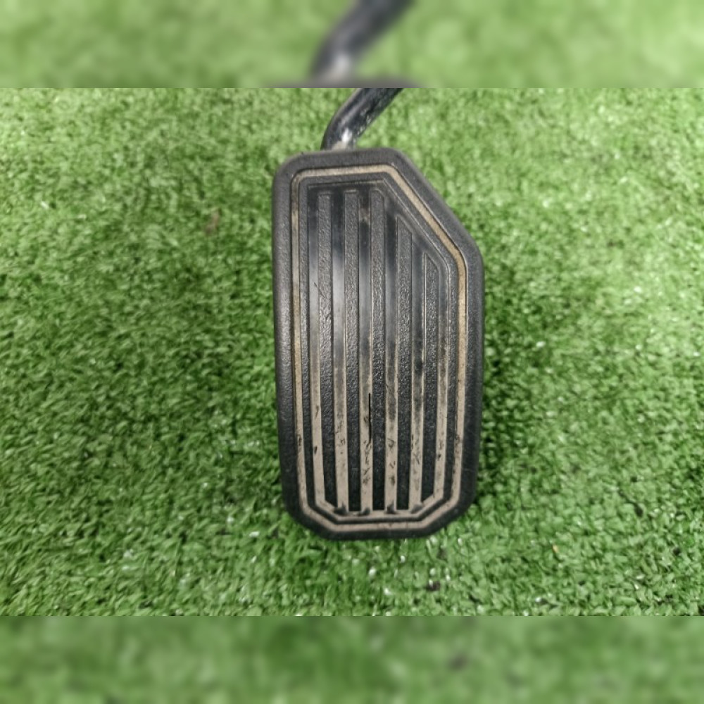 педаль газа на Toyota Voxy ZRR70 3ZR-FAE, арт. 90963