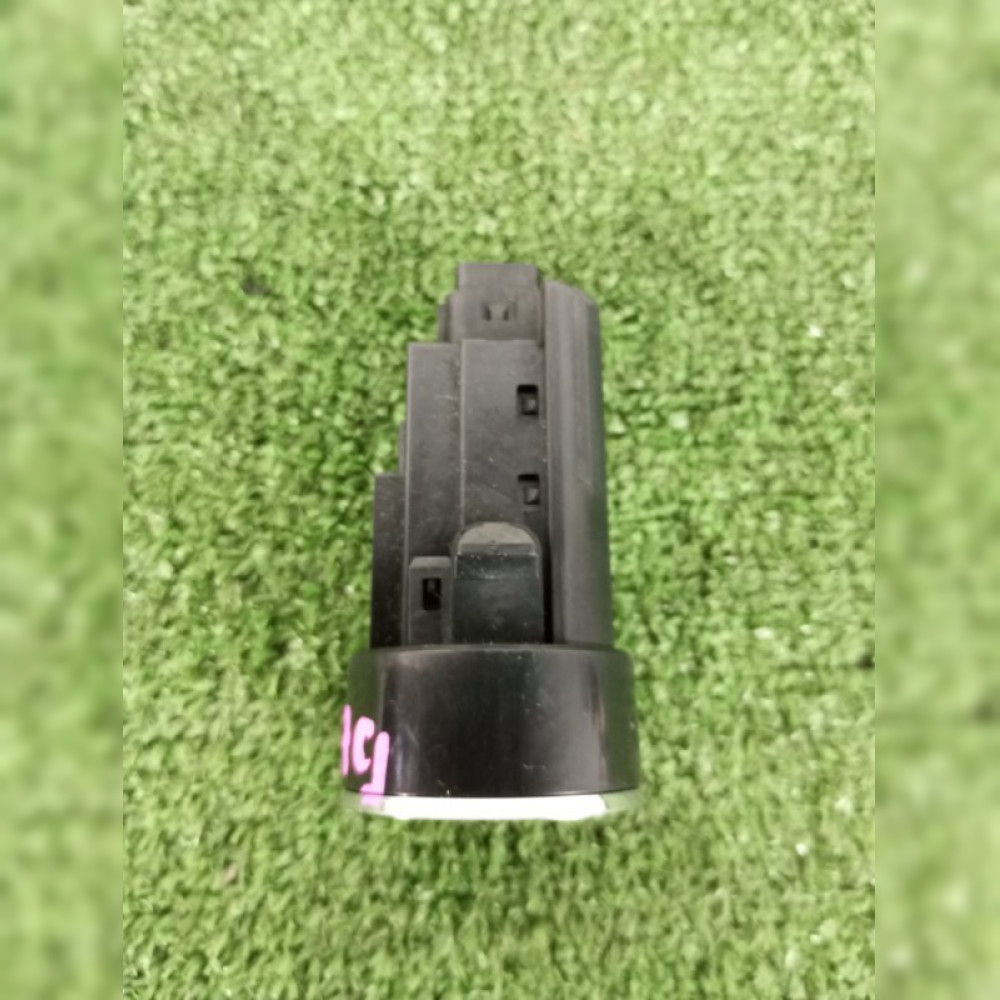 Кнопка старт-стоп на Toyota Voxy ZRR70 3ZR-FAE, арт. 91771