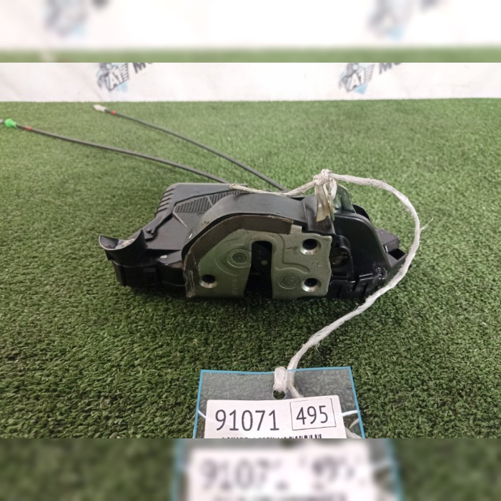 замок двери на Toyota Ractis NCP100 1NZFE, арт. 91071