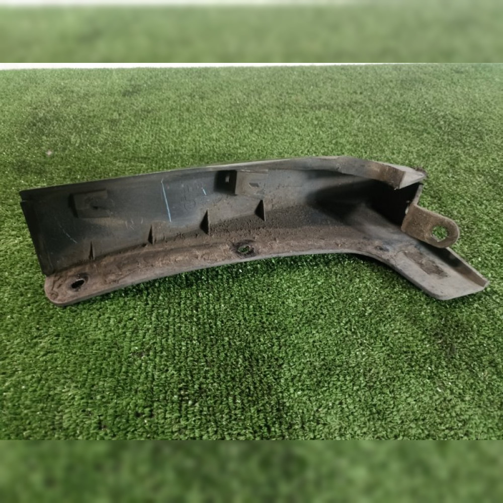накладка на крыло на Toyota Voxy AZR60 1AZFSE, арт. 91496