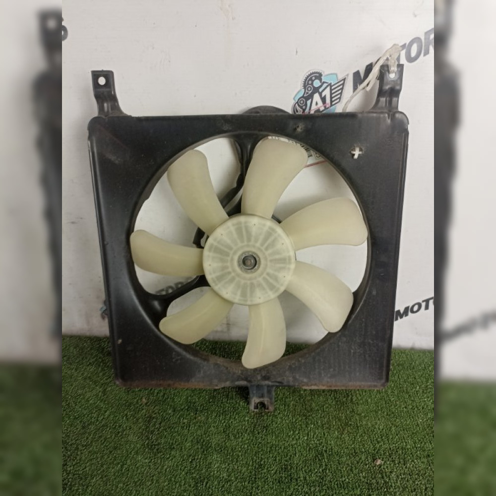 Диффузор радиатора на Suzuki Wagon R MH21S K6A, арт. 92956