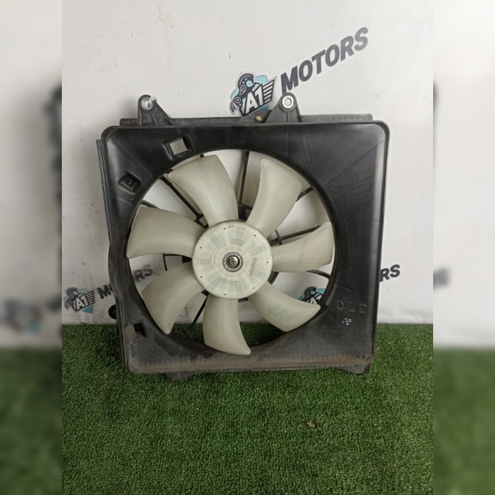 Диффузор радиатора на Honda Fit GE6 L13A, арт. 92890