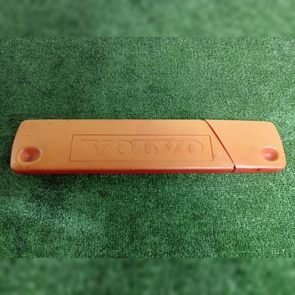 знак аварийной остановки на Volvo V70 BW56 B5254T6, арт. 94327