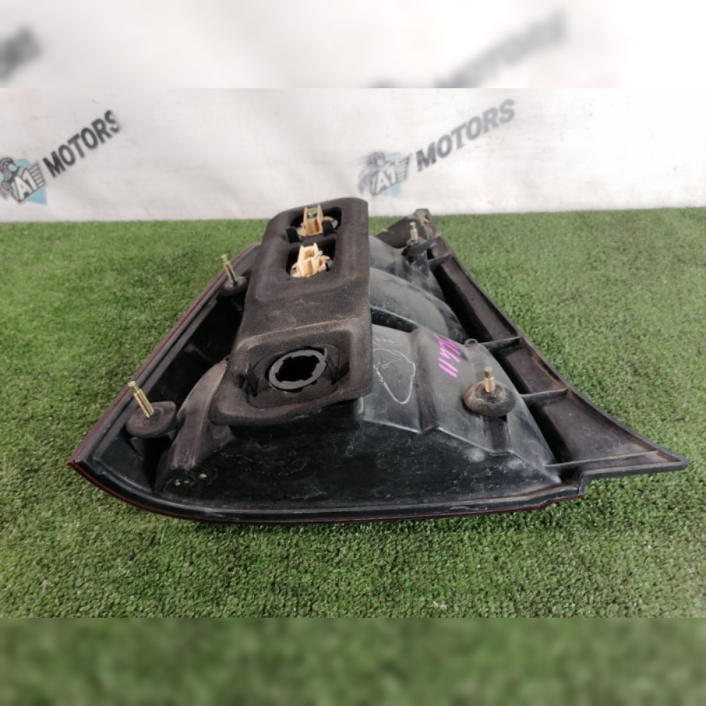 стоп-сигнал на Toyota Progres JCG11 2JZFSE, арт. 94777