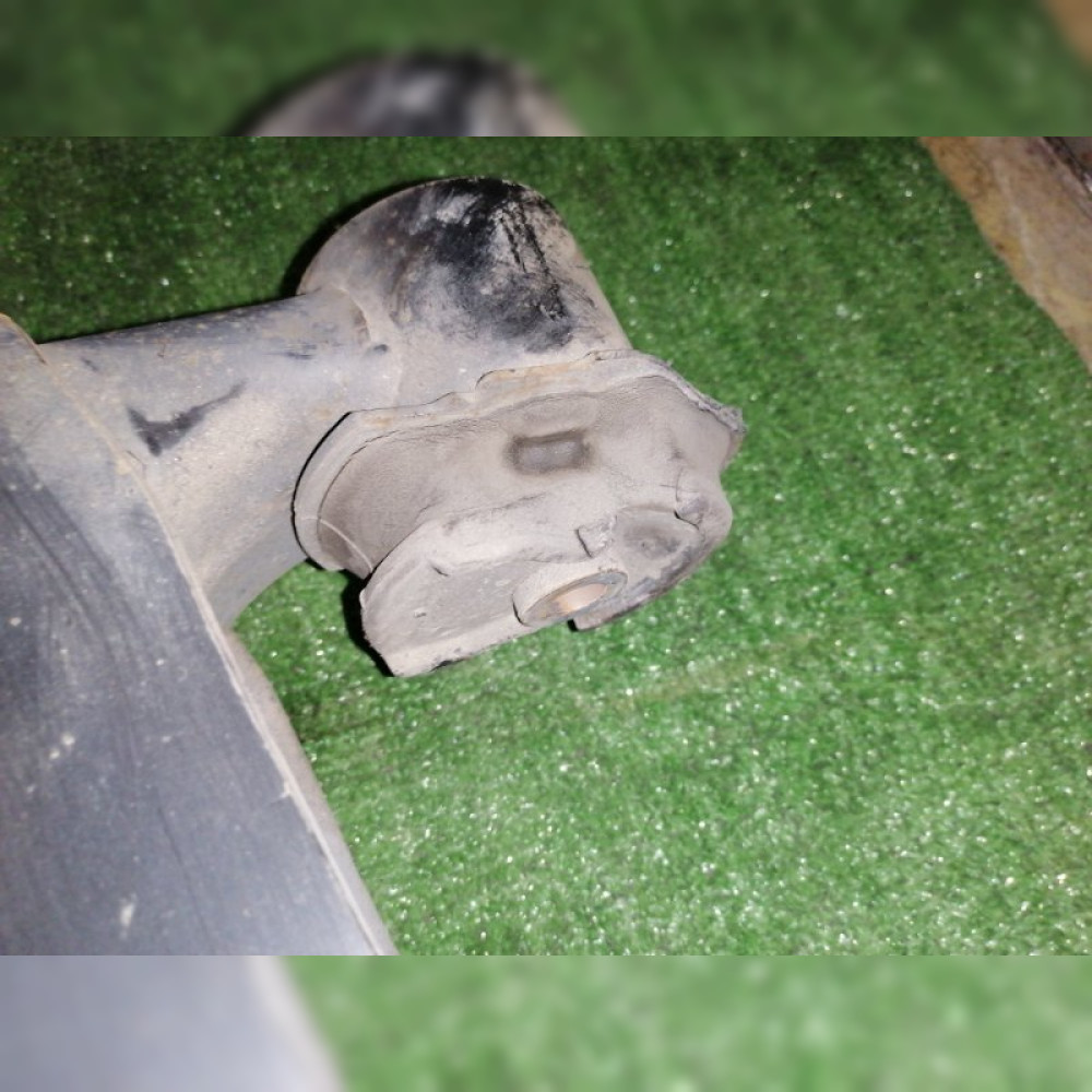 балка подвески на Toyota Voxy ZRR70 3ZRFAE, арт. 94655