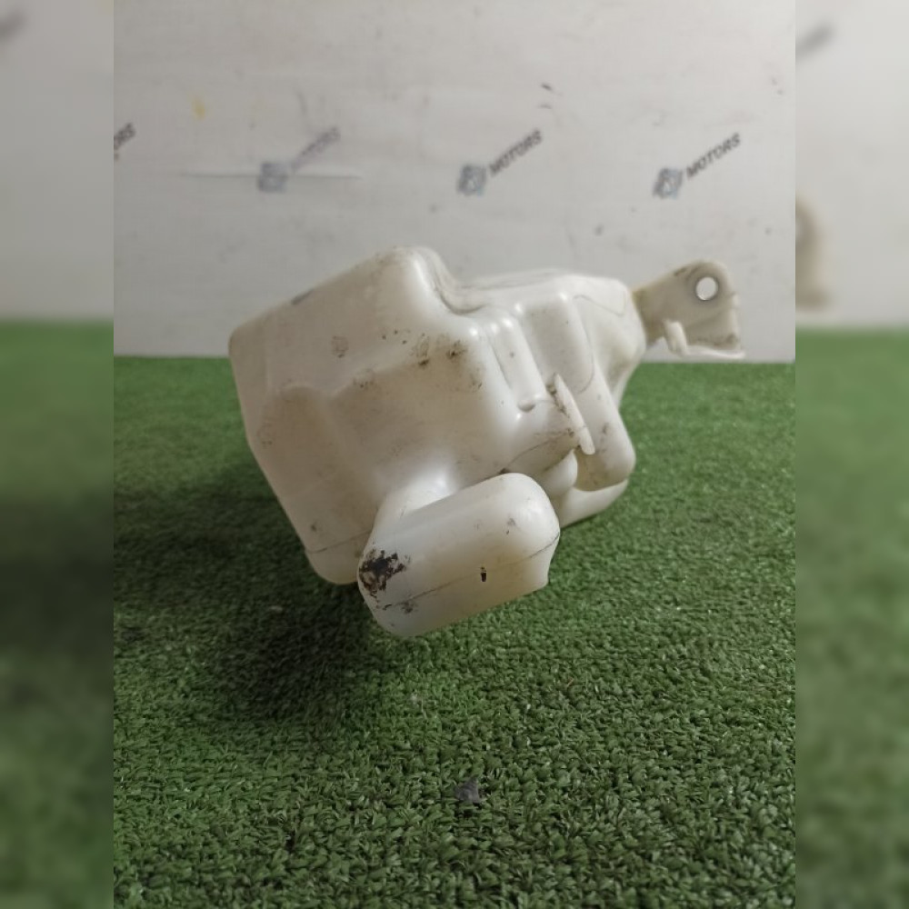 бачок расширительный на Nissan Serena CC25 MR20, арт. 95216
