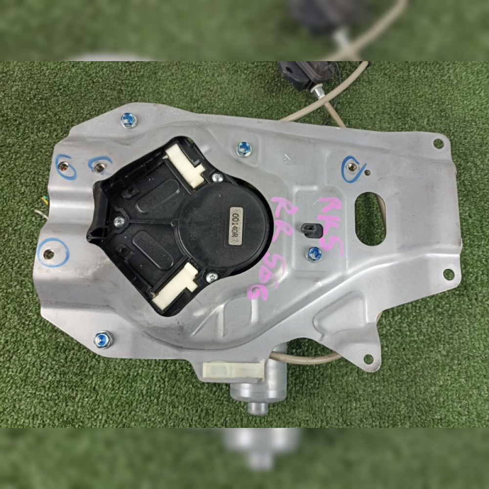Доводчик Двери на Honda Stepwgn RK5 R20A, арт. 96431