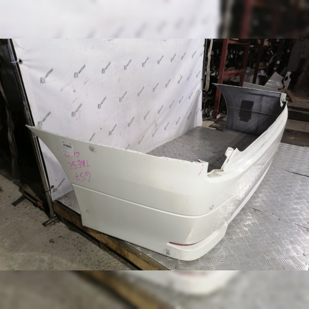бампер на Nissan Elgrand TNE52 QR25DE, арт. 96772