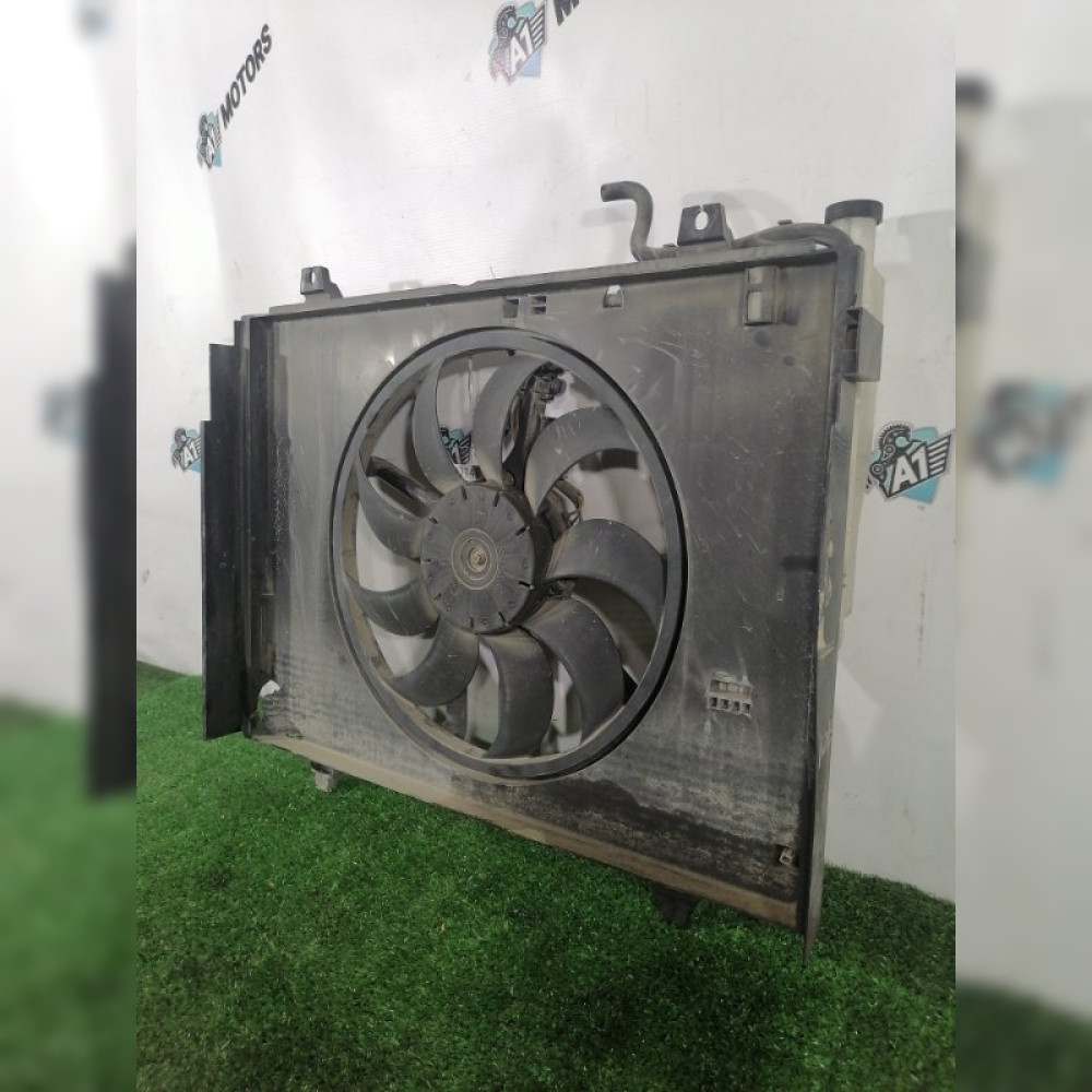 Диффузор радиатора на Nissan NV200 VM20 HR16DE, арт. 97743