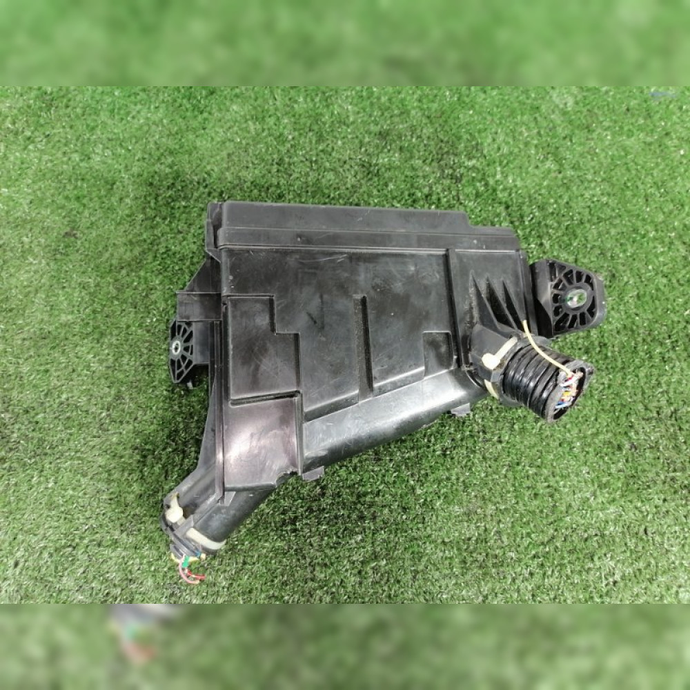 блок предохранителей на Honda Fit GP5 LEB, арт. 98845
