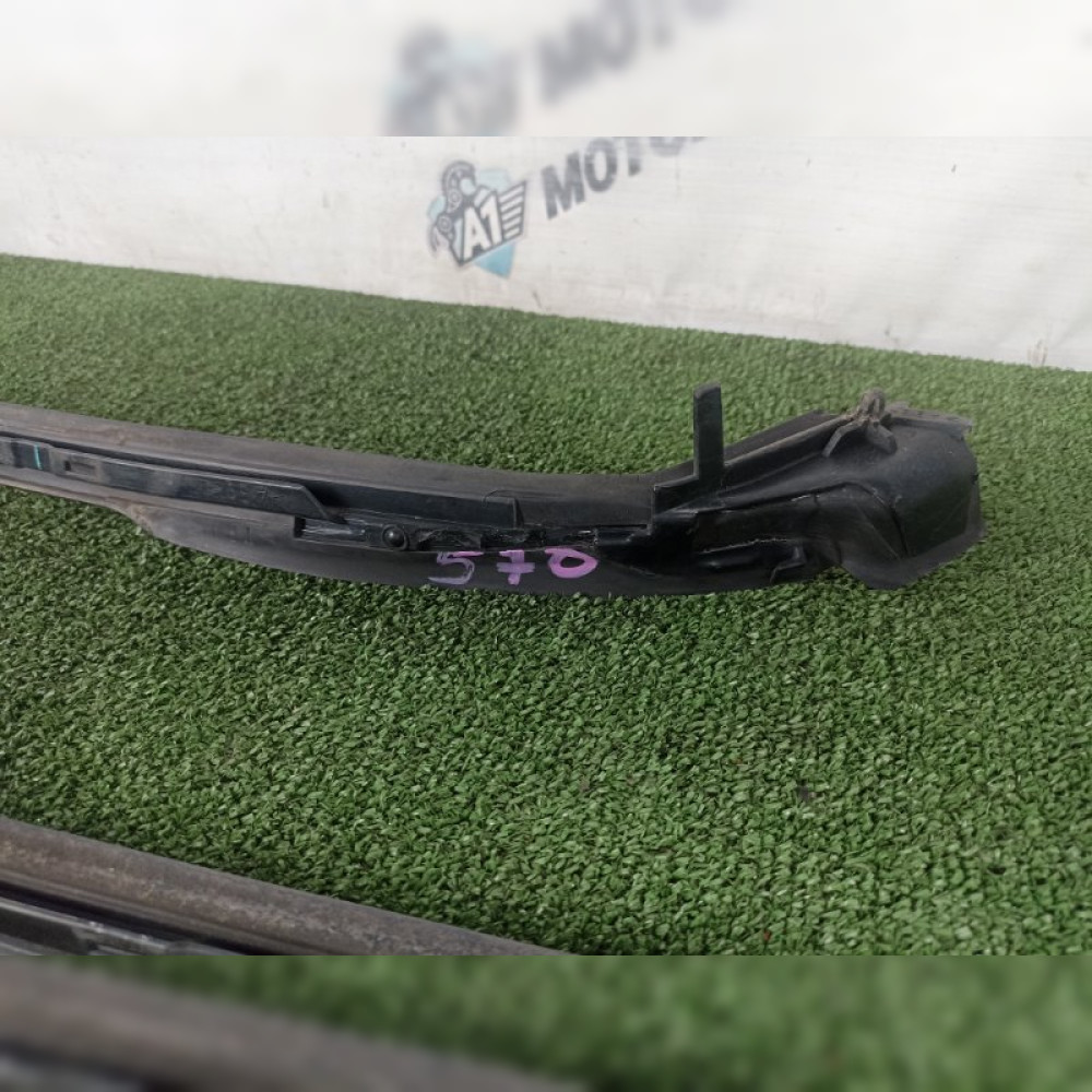молдинг лобового стекла на Toyota Alphard MNH15 1MZ-FE, арт. 99195