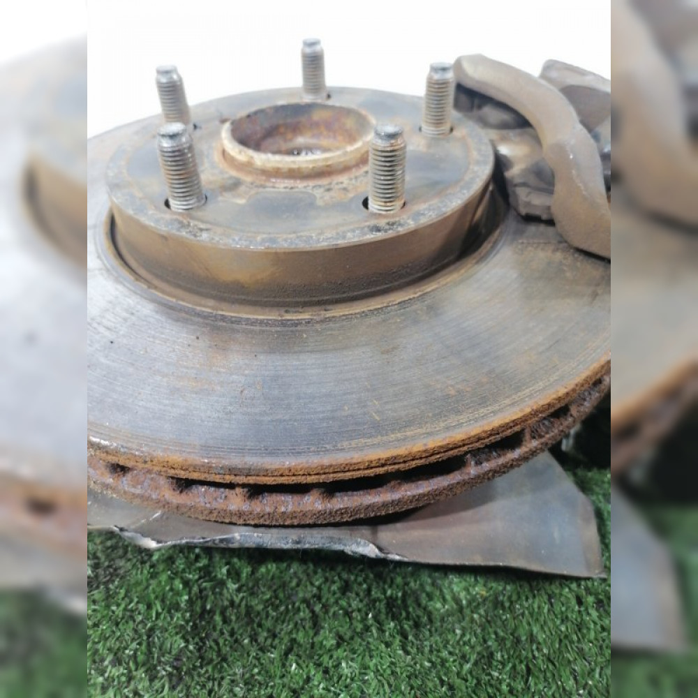 ступица на Toyota Voxy AZR60 1AZFSE, арт. 98332