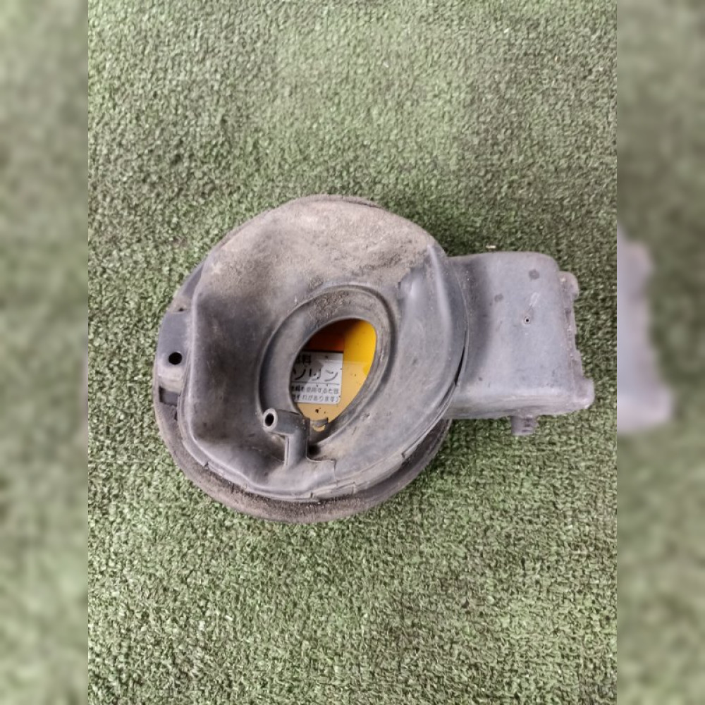 лючок бензобака на Honda Fit GD3 L15A, арт. 99983