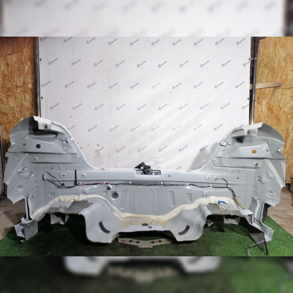 Задняя панель кузова на Nissan Fuga Y51 VQ25HR, арт. 100950