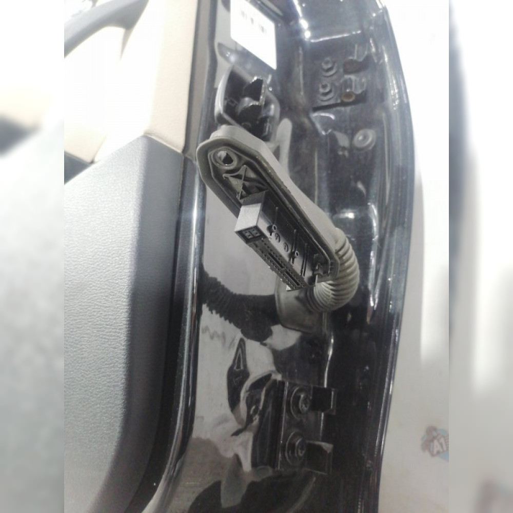 дверь на BMW X1 E84 N46B20, арт. 101125