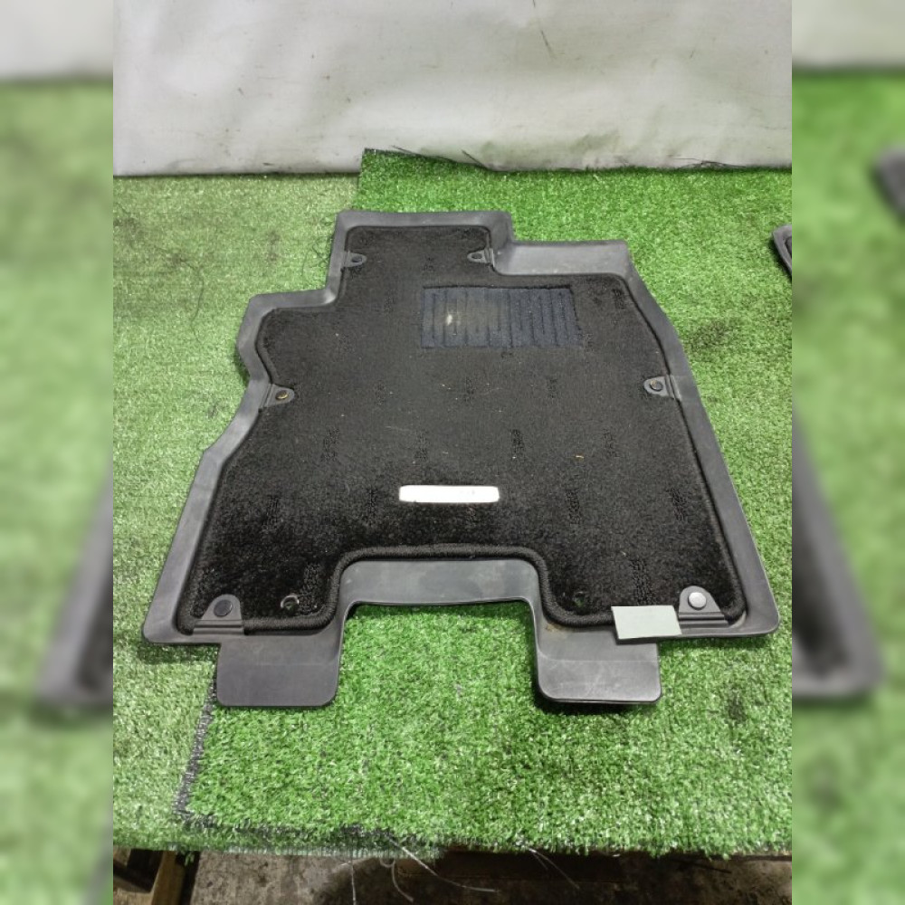 Коврик салона на Nissan X-Trail NT31 MR20DE, арт. 102695