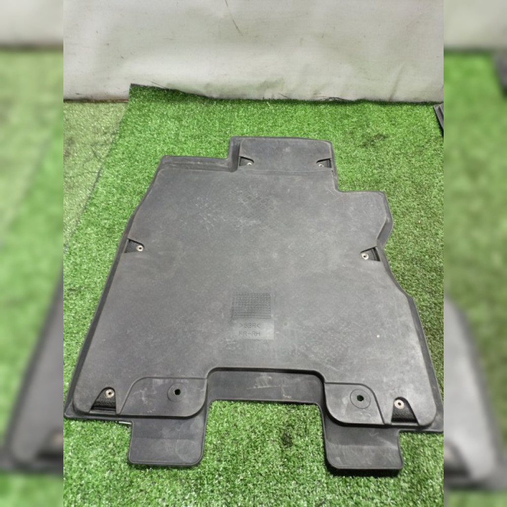 Коврик салона на Nissan X-Trail NT31 MR20DE, арт. 102695