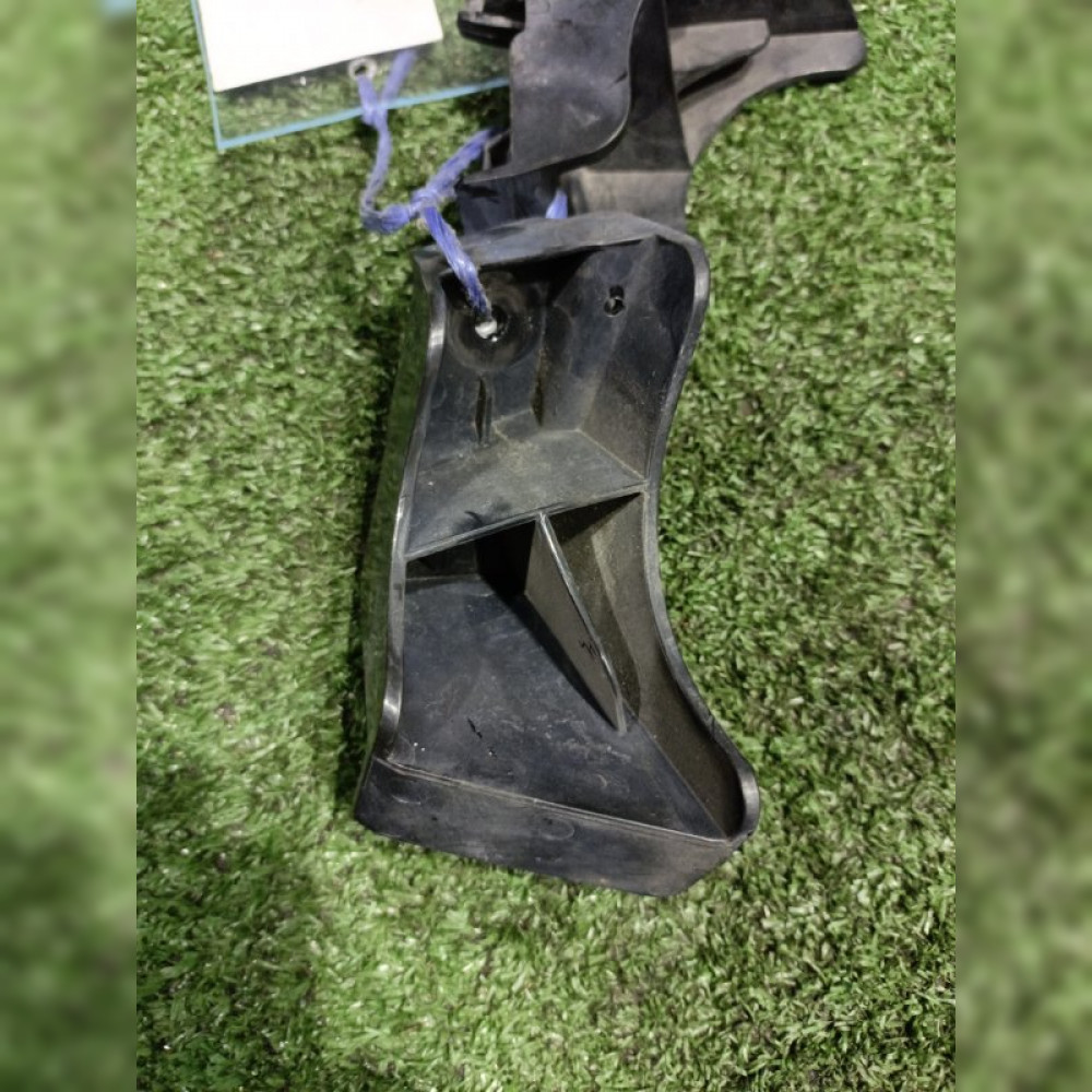 крепление фары на Mazda Familia VJY12 MR18DE, арт. 102365