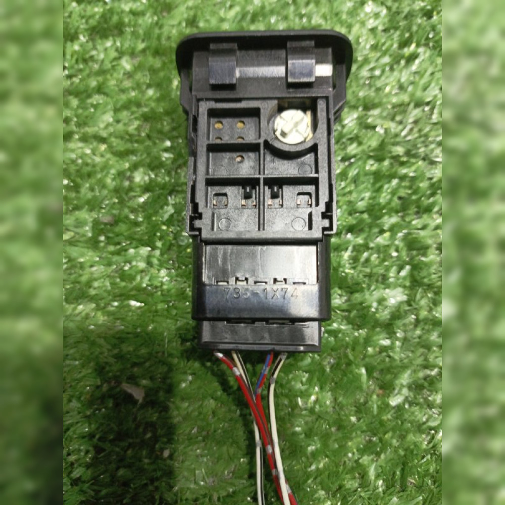 Кнопка аварийной сигнализации на Daihatsu Terios Kid J111G EFDET, арт. 103252