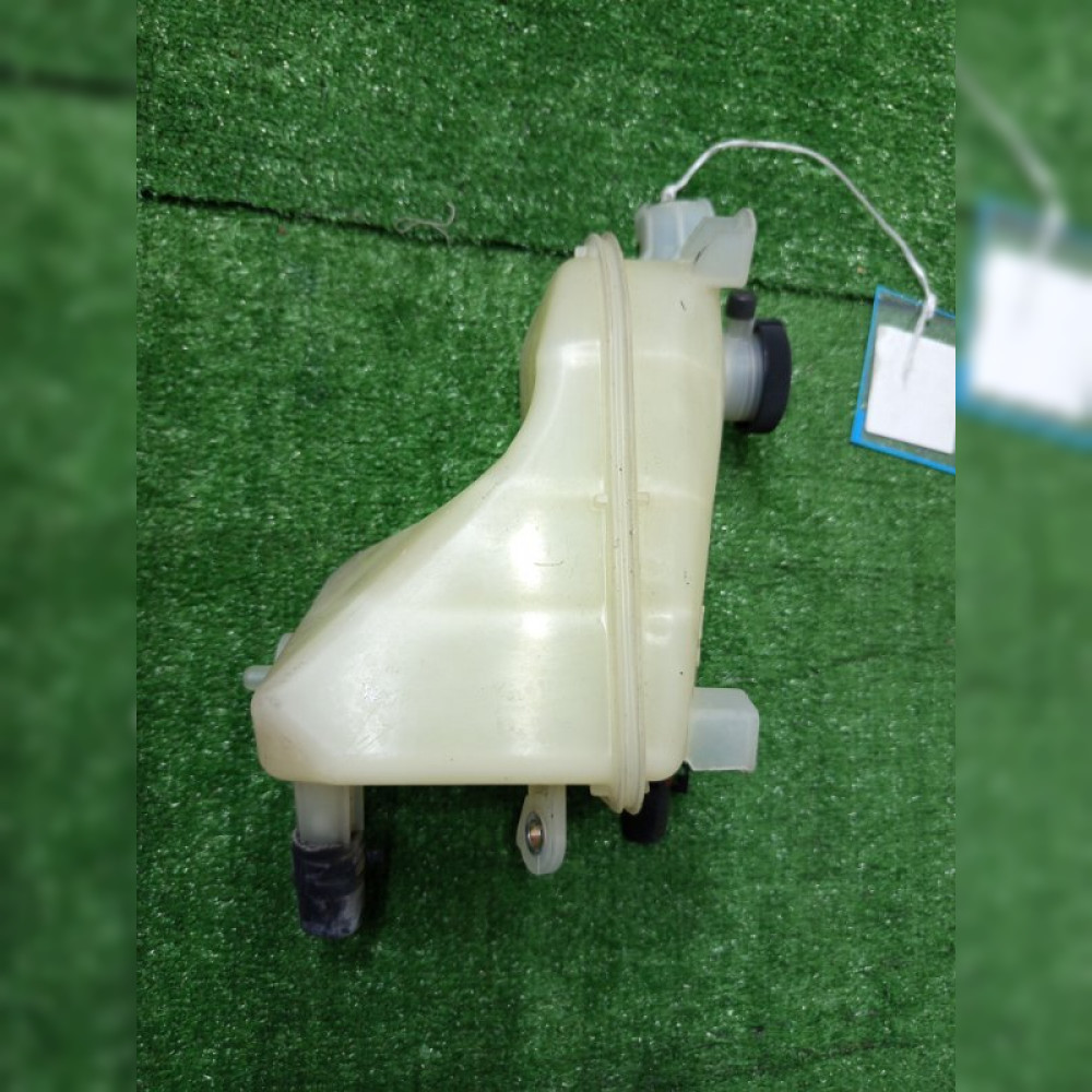 бачок расширительный на Toyota Prius ZVW30 2ZRFXE, арт. 103598