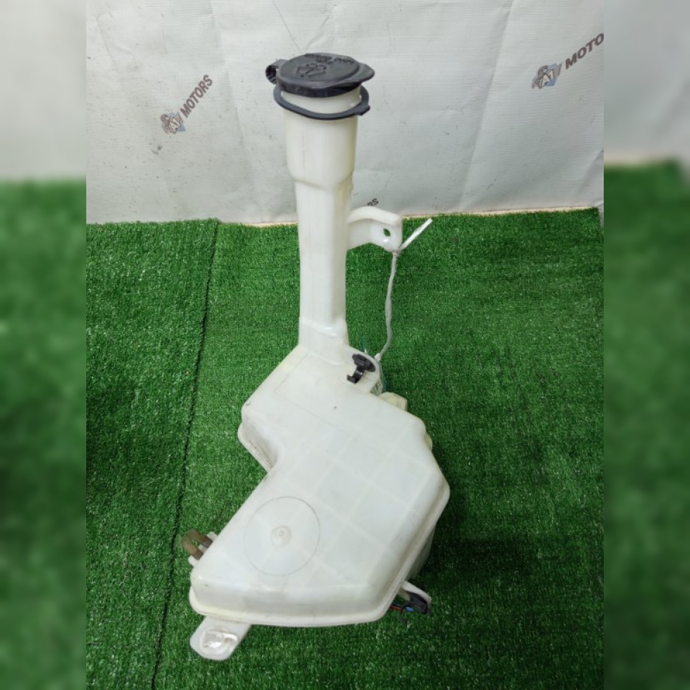 бачок омывателя на Toyota Passo KGC30 1KRFE, арт. 103528