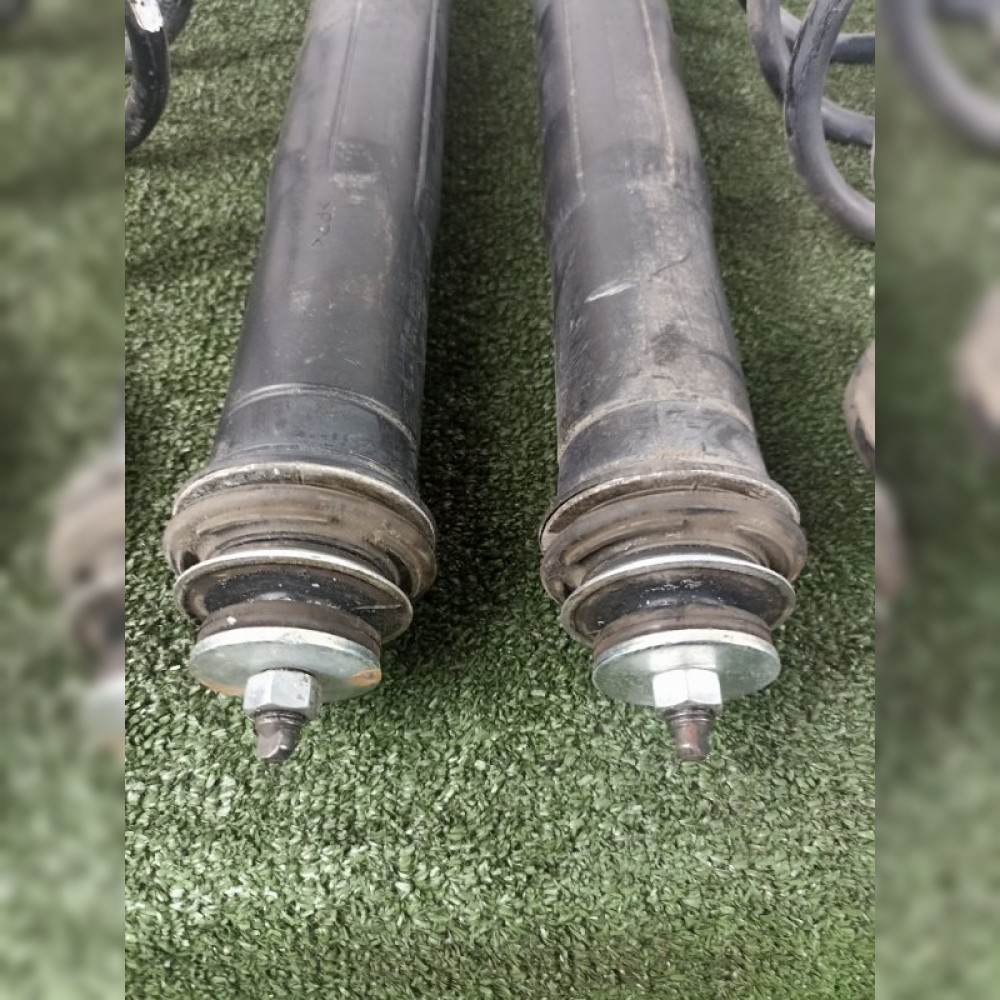 Амортизатор на Toyota Porte NCP141 1NZFE, арт. 103956