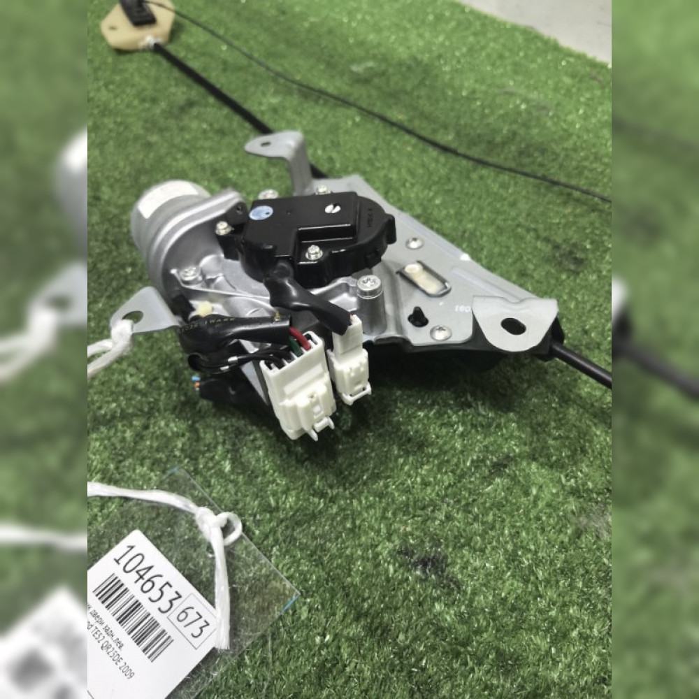 Доводчик Двери на Nissan Elgrand TE52 QR25DE, арт. 104653