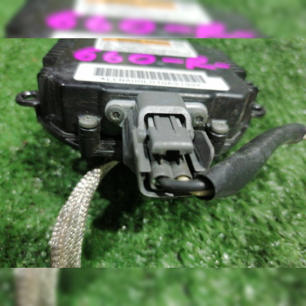 Блок розжига ксенона на Nissan Serena CC25 MR20DE, арт. 105166