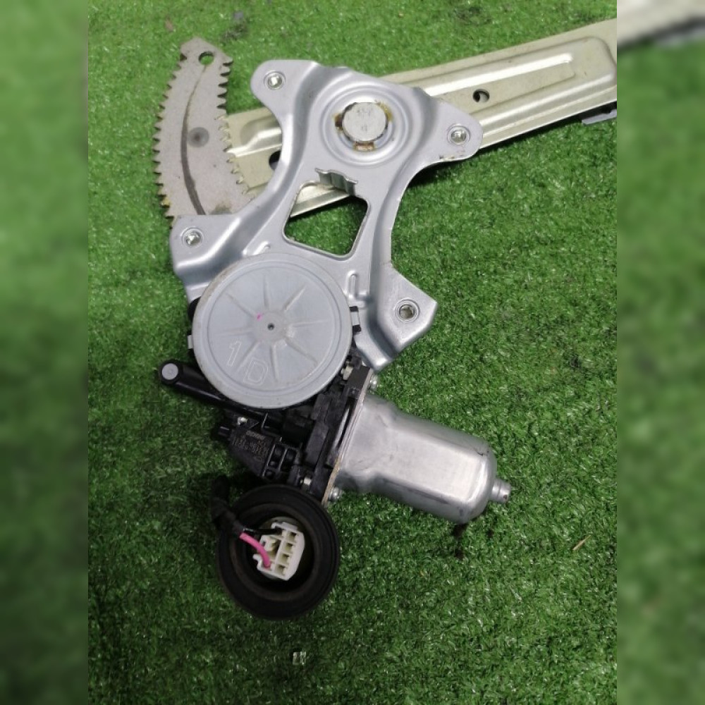 стеклоподъемник на Toyota Passo KGC30 1KRFE, арт. 105082