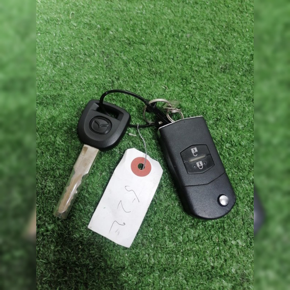 ключ зажигания на Mazda Demio DY3W ZJVE, арт. 104624