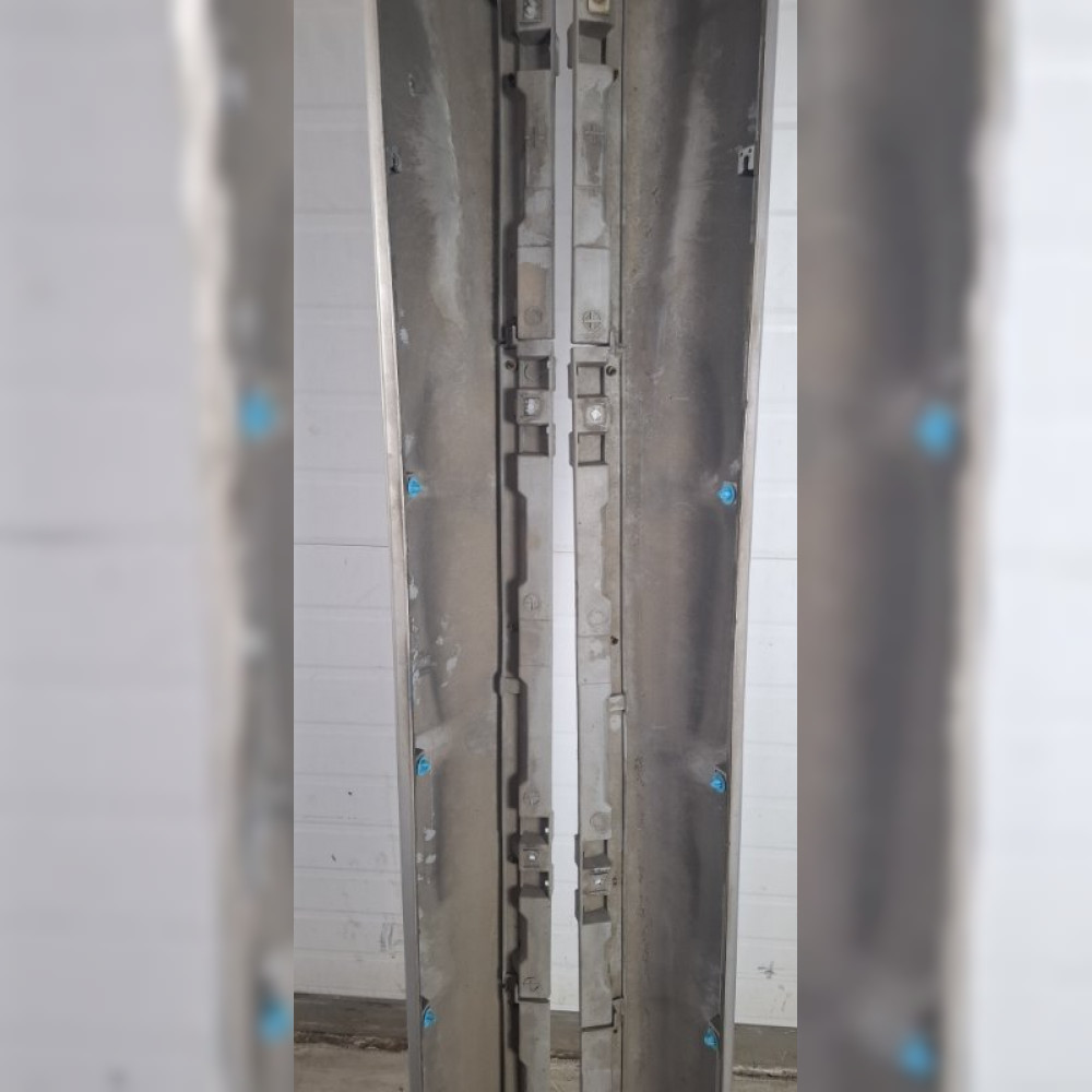 накладка на порог на Mitsubishi Grandis NA4W 4G69, арт. 105534