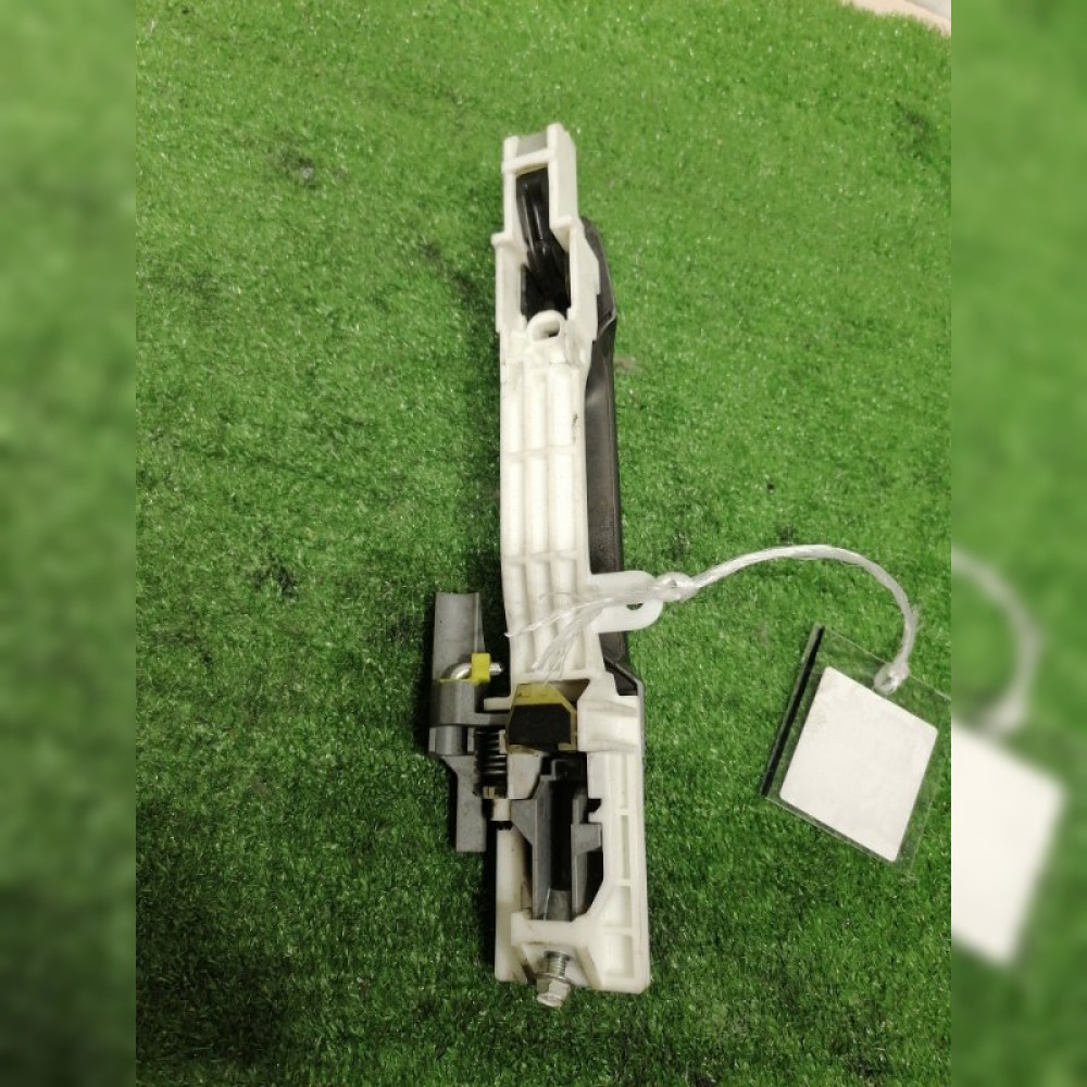 Ручка двери внешняя на Honda Stepwgn RK1 R20A, арт. 105056