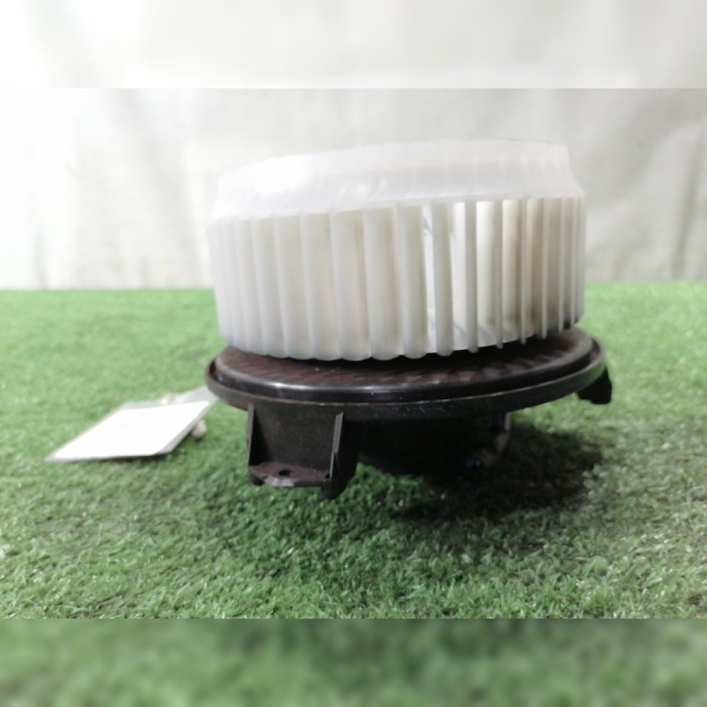 мотор печки на Toyota Vellfire ANH20 2AZFE, арт. 106505