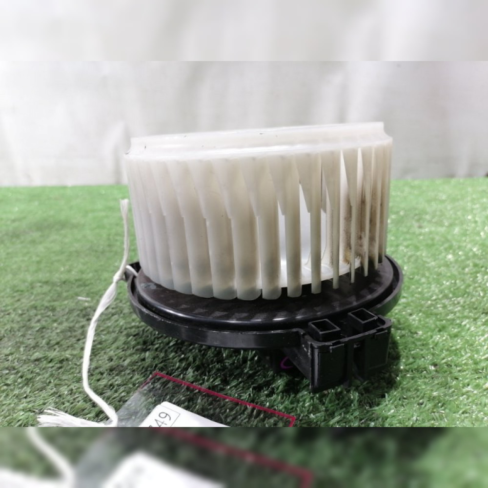 мотор печки на Honda Elysion RR1 K24A, арт. 106686
